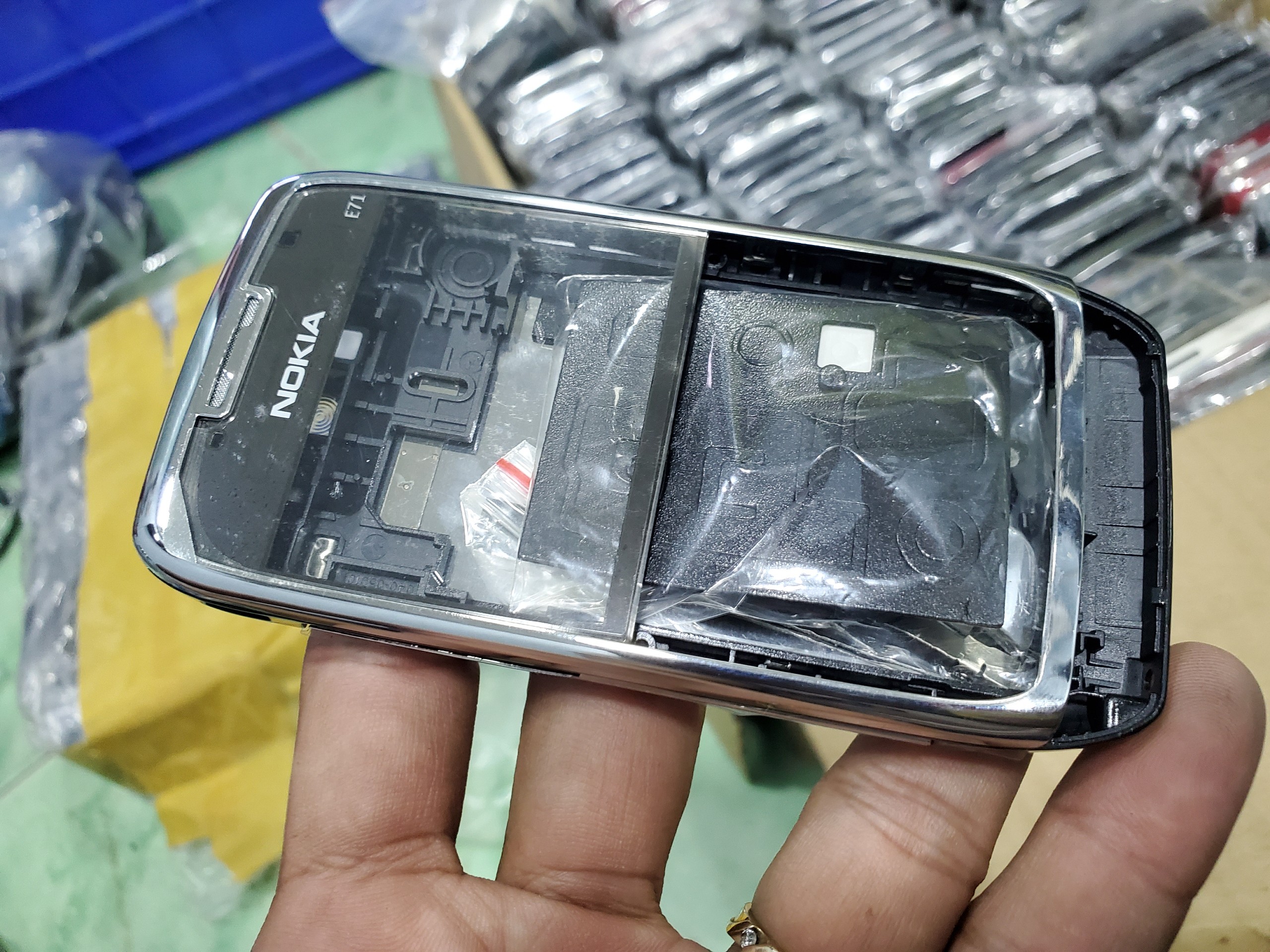 Vỏ nokia e71