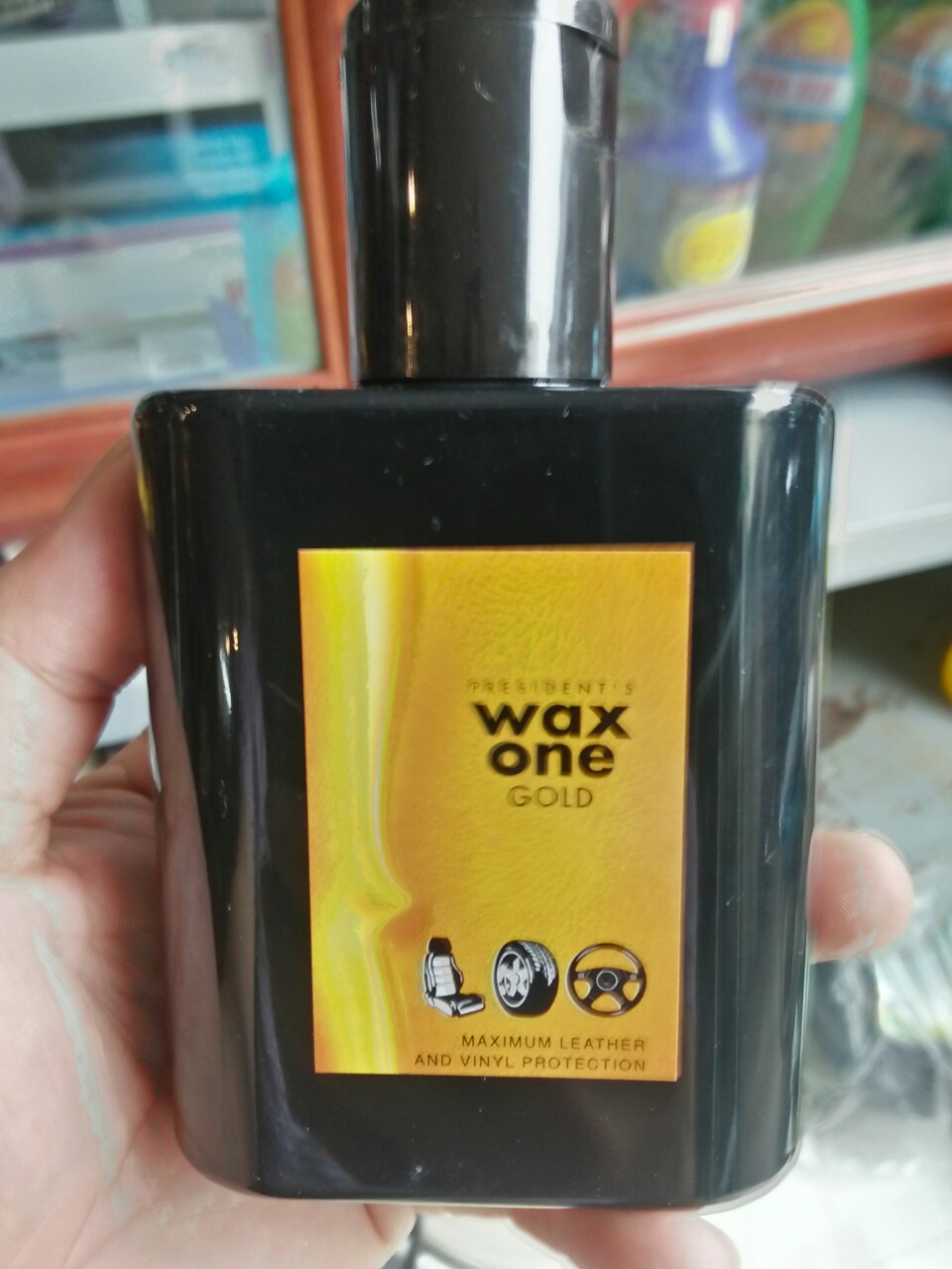 Kem bong da,  waxone gold 135