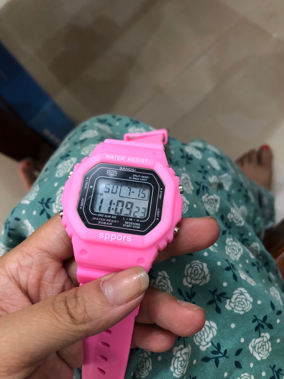[Flash Sale] Đồng hồ thể thao nam nữ Taixun cực hot