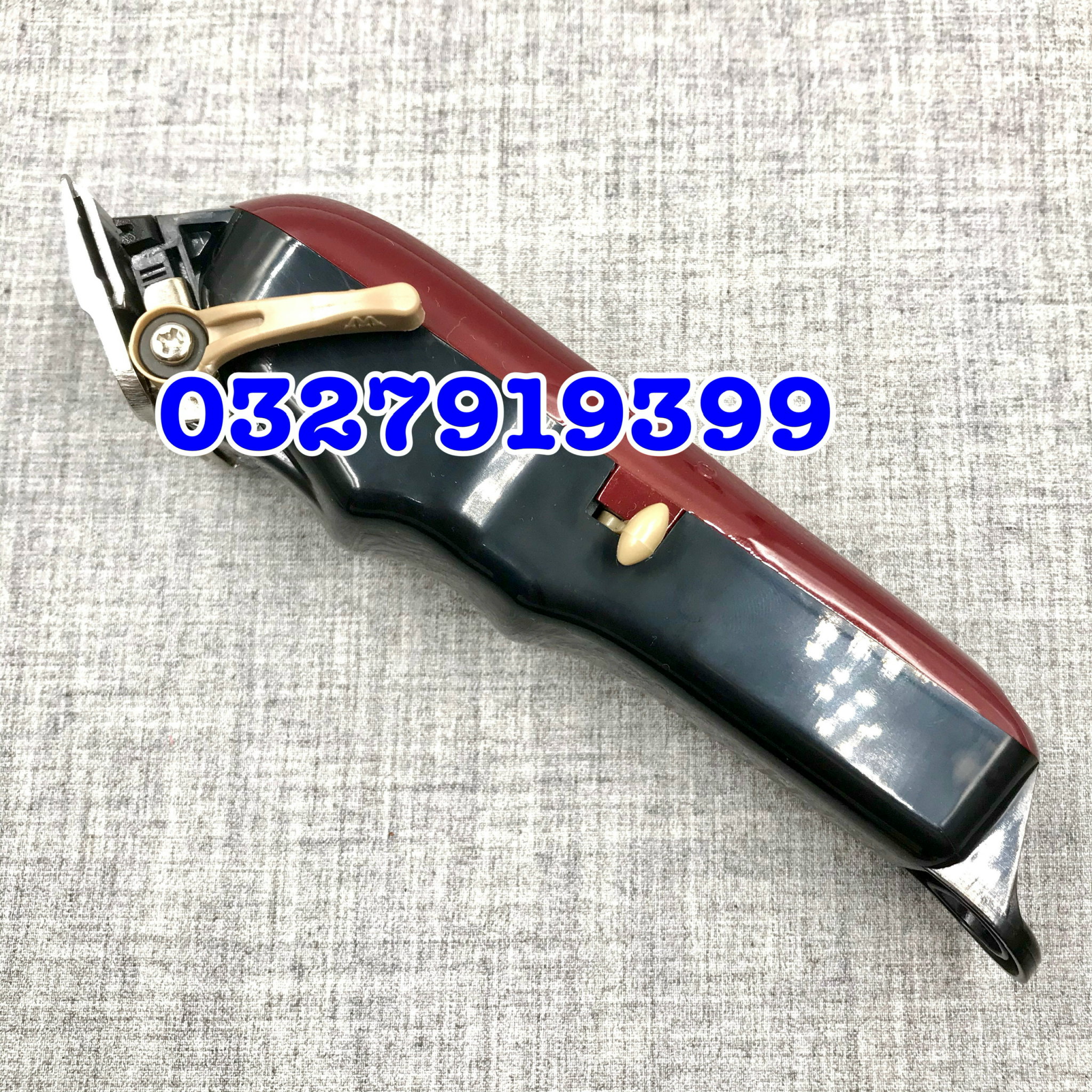 Tông đơ cắt tóc Magic Clip - lưỡi kép, lưỡi dưới kim loại titanium, lưỡi trên thép không gỉ, pin 2200mAh, bộ cữ gá thép, thiết kế chắc chắn, công suất 10W, bảo hành 3 tháng