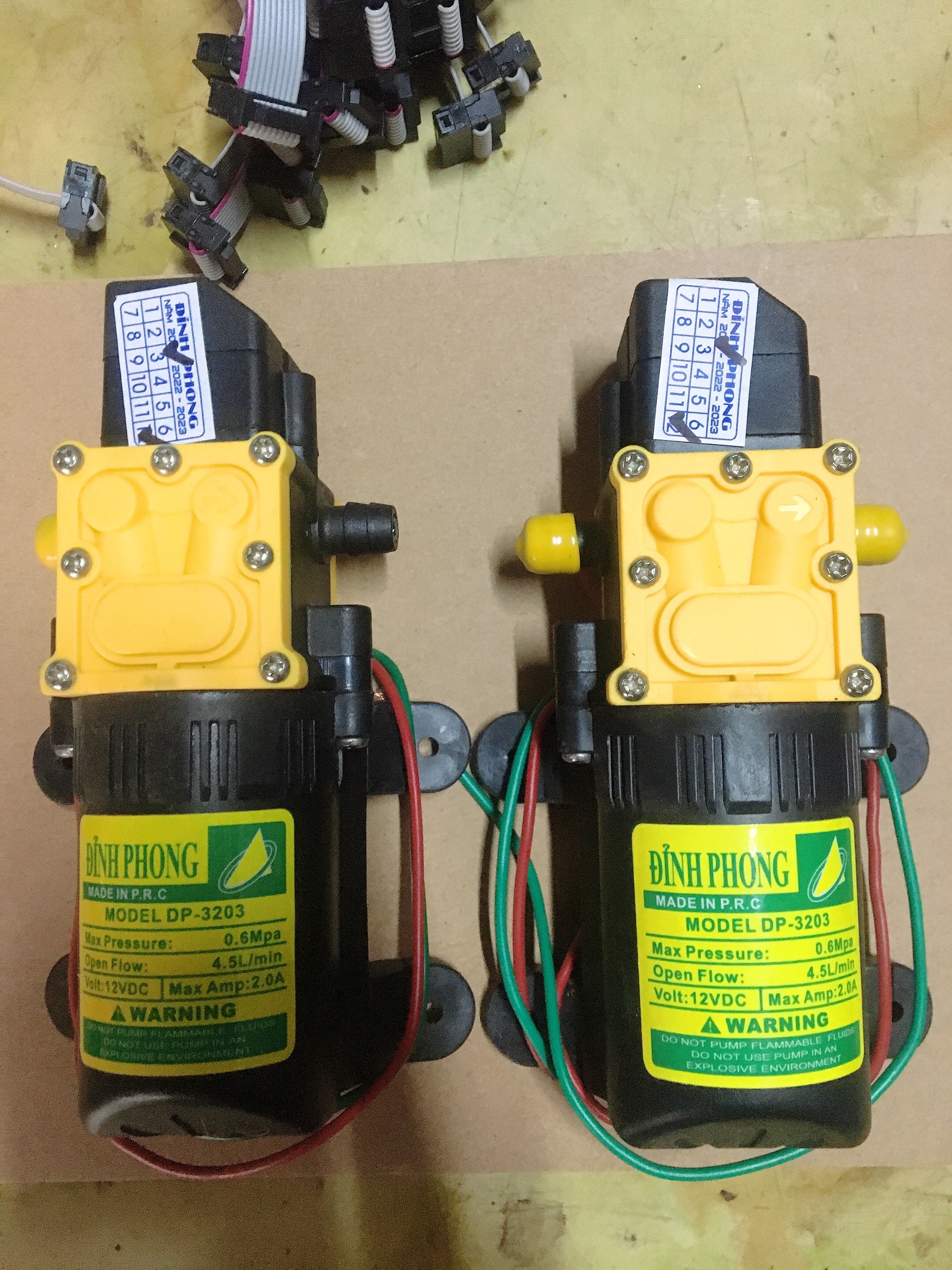 Máy bơm nước mini 12v-(bơm tăng áp, bơm phun sương,máy rửa xe)