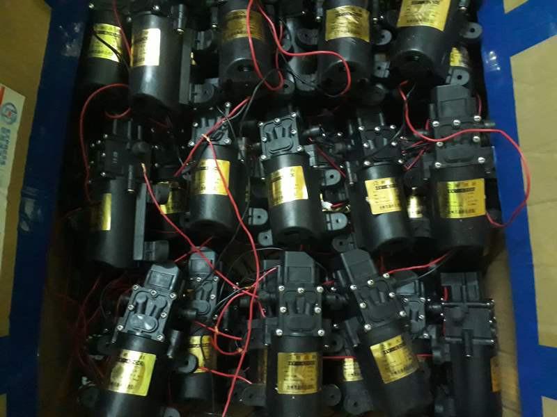Máy bơm nước áp lực mini 12v tự động ngắt
