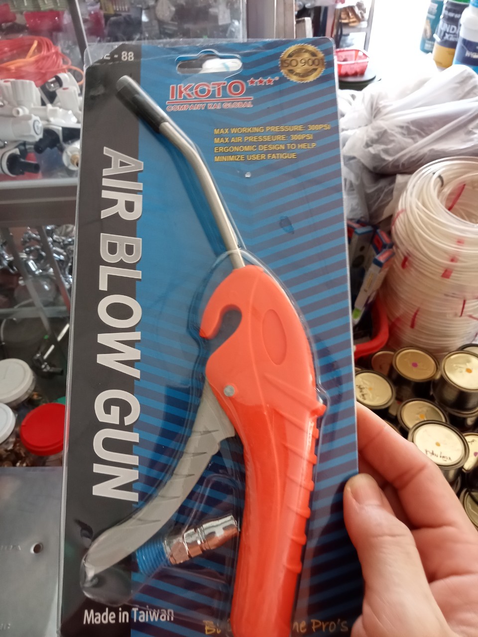 Dụng cụ xịt thổi hơi cán nhựa dài