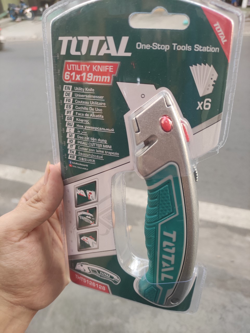 Dao Rọc Giấy Đa Năng Tht5126128 Total