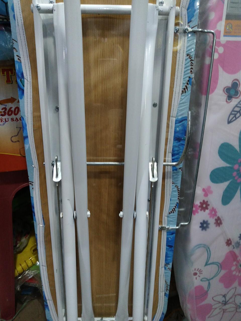 Kệ ủi đồ người lớn 30*100cm giá siêu rẻ