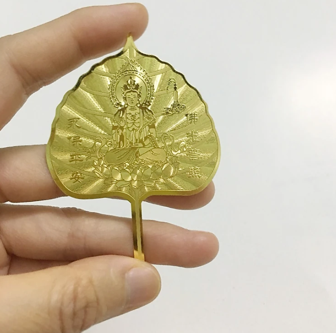 Lá bồ đề may mắn