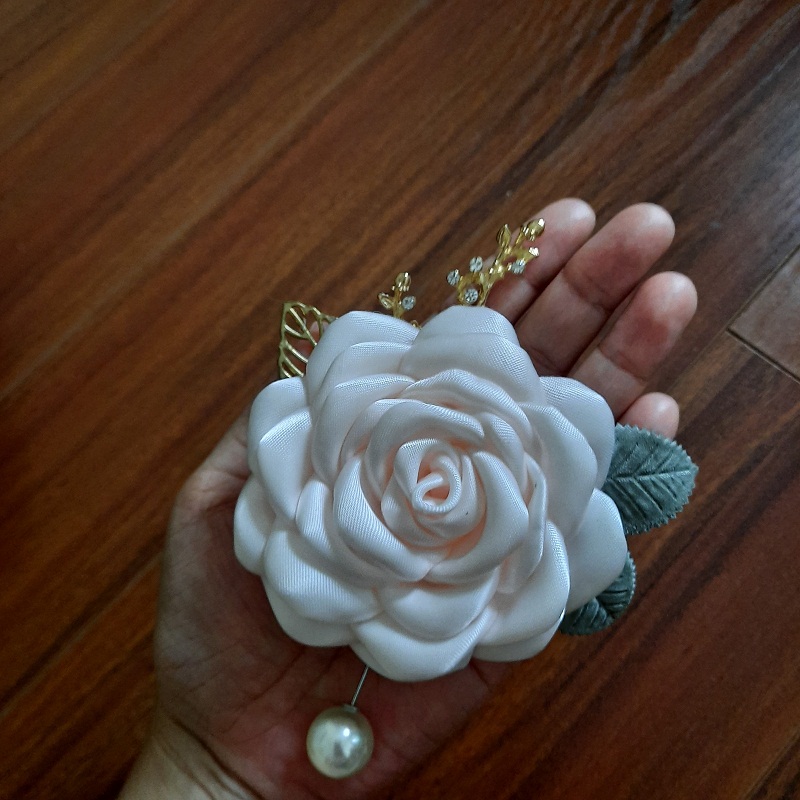 Hoa cài áo handmade thời trang cao cấp