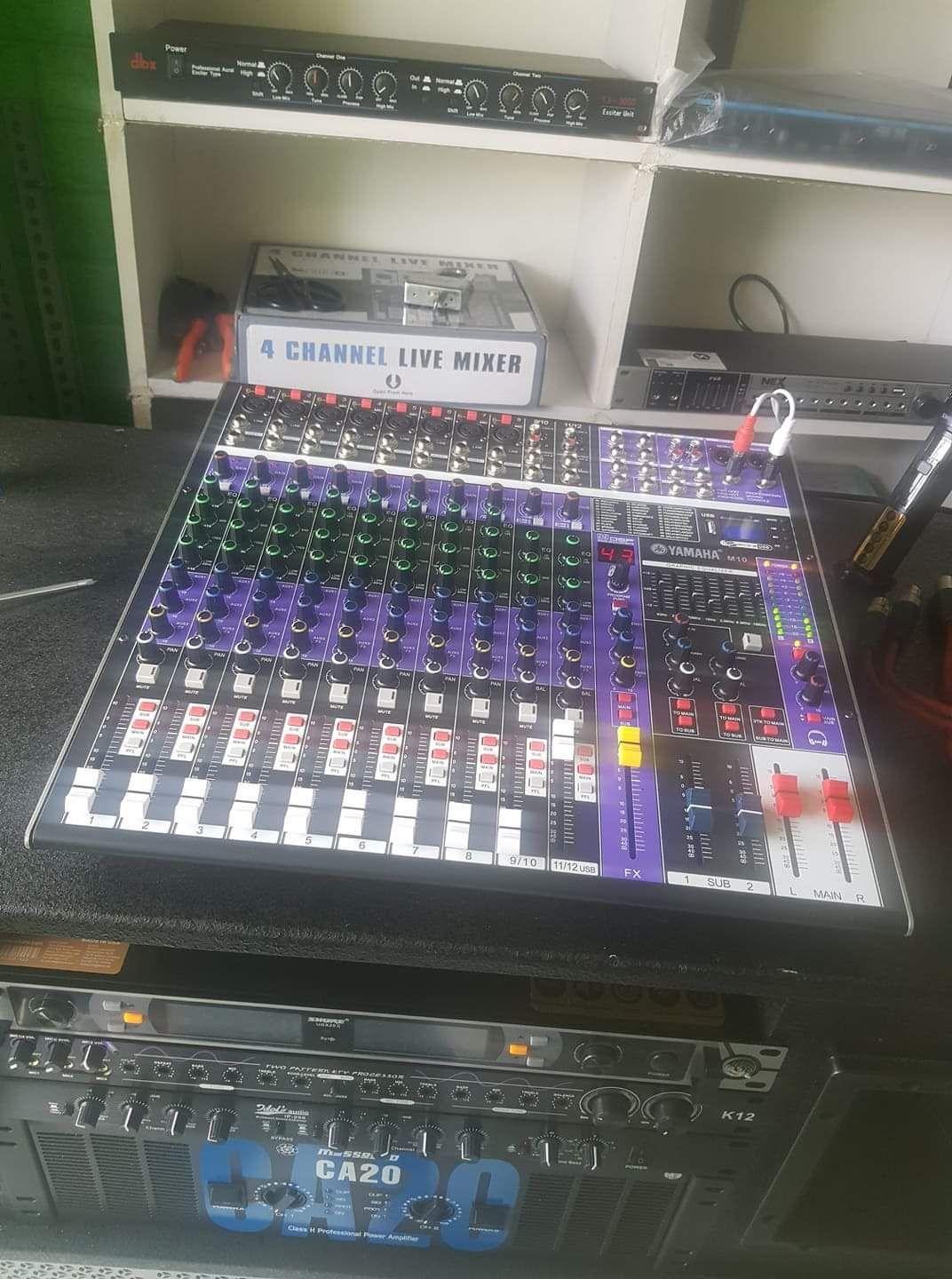 Mixer YAMAHA M10-99 hiệu ứng