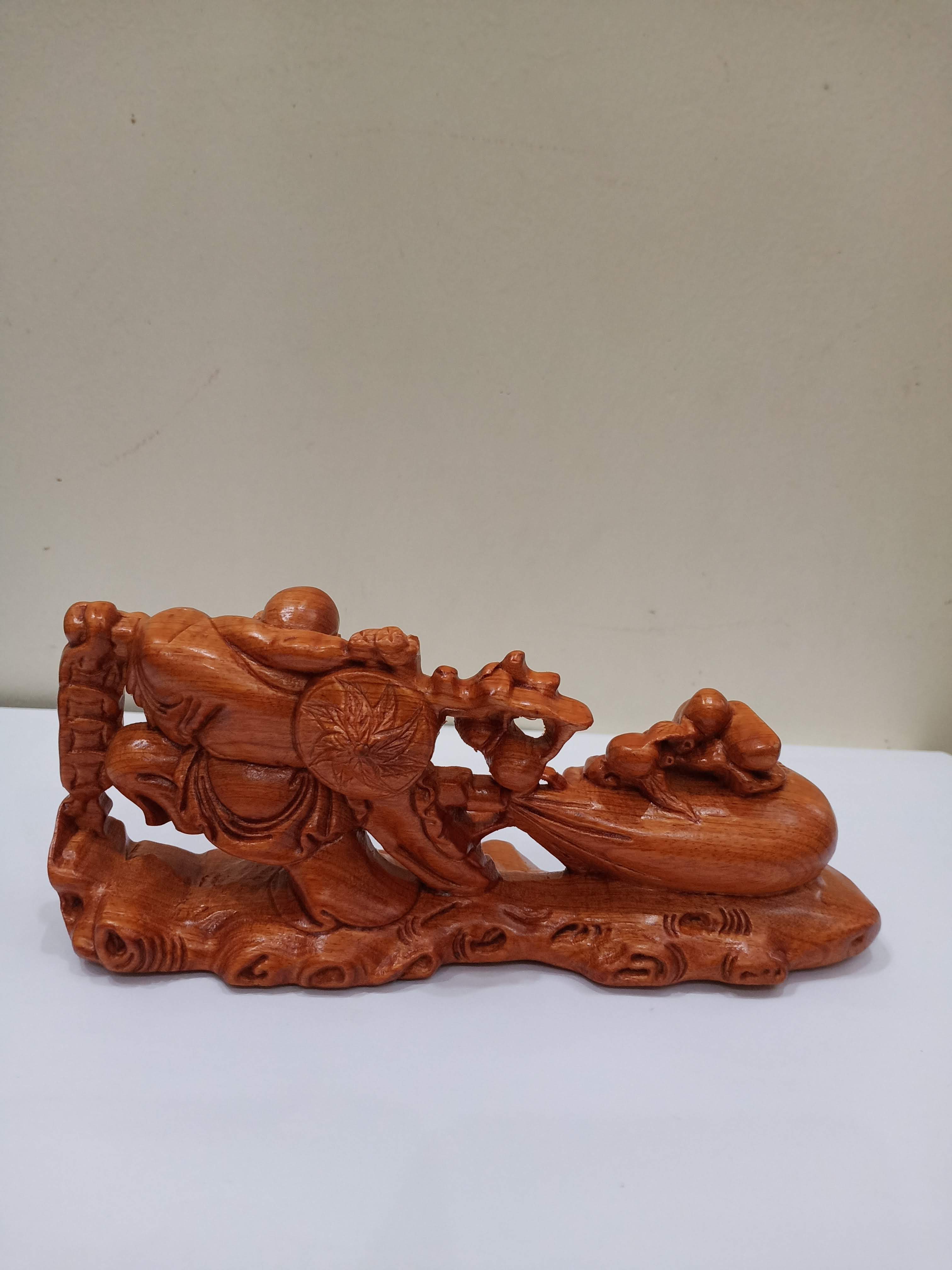Tượng phật di lặc gỗ hương