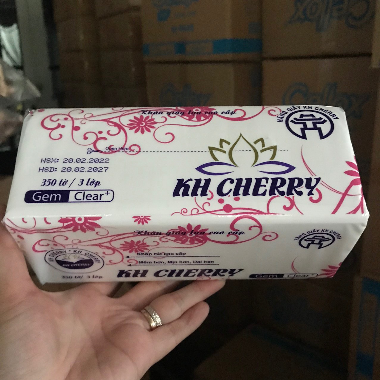 [HCM]KHĂN GIẤY RÚT 300 TỜ x 3 LỚP