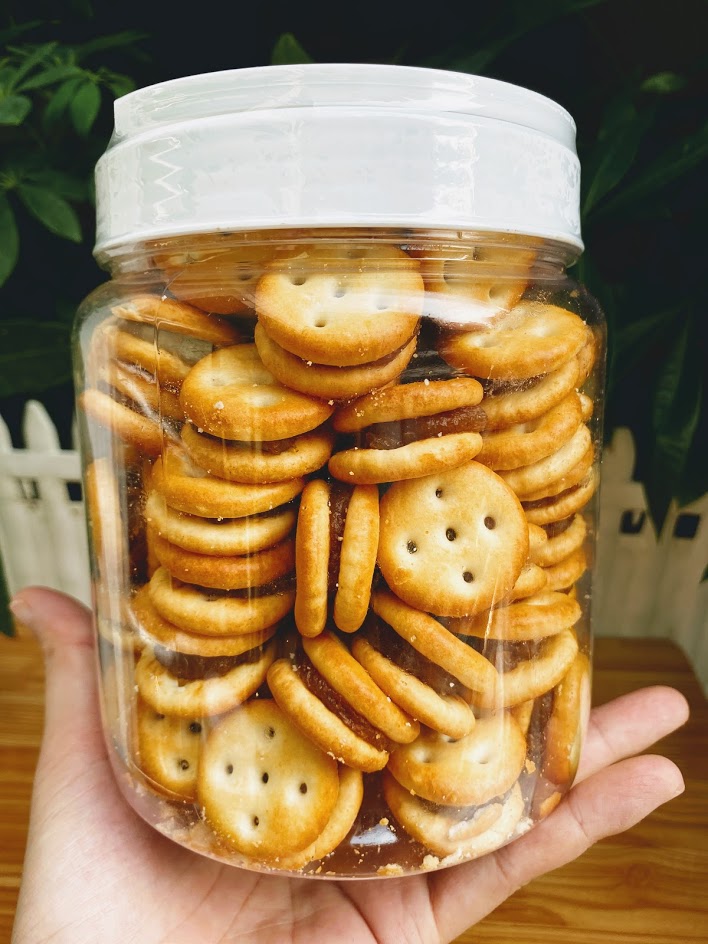 BÁNH QUY DỪA KẸP MỨT THƠM (KHÓM) THÁI LAN
