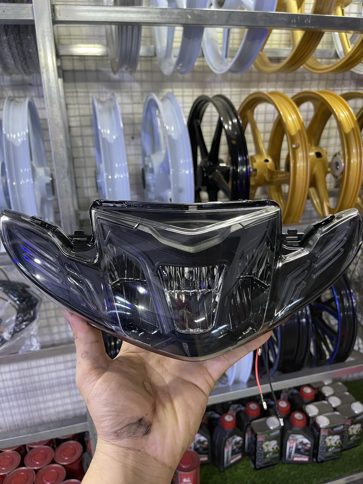 Pha đèn 2 tầng mẫu Dyno lắp Sirius