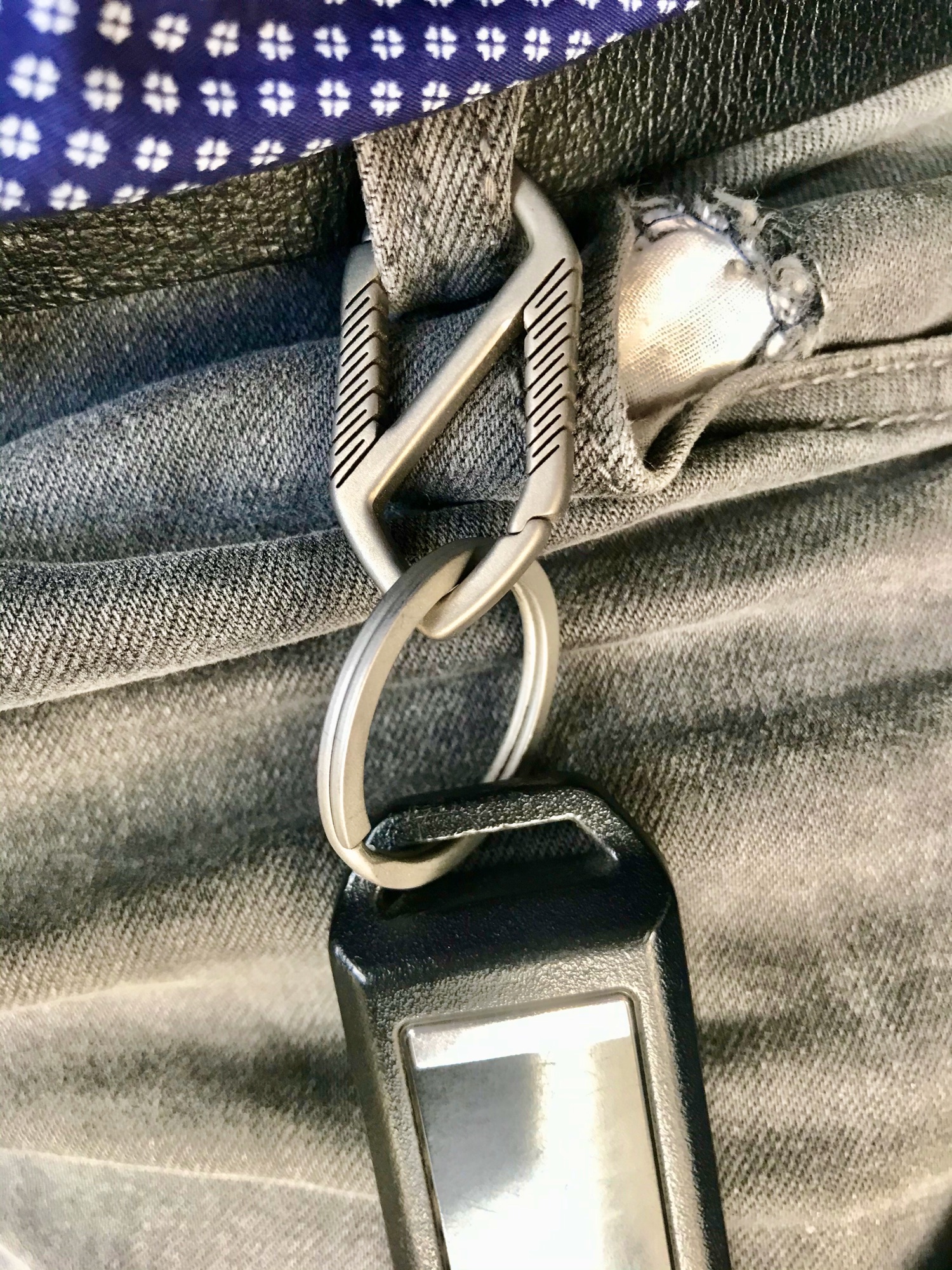 Móc Titanium 2 chiều