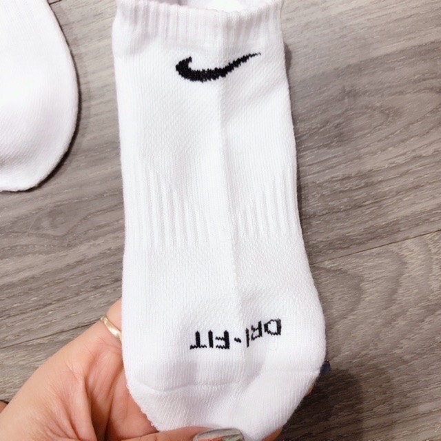 Tất, Vớ Nike Dri Fit cổ thuyền