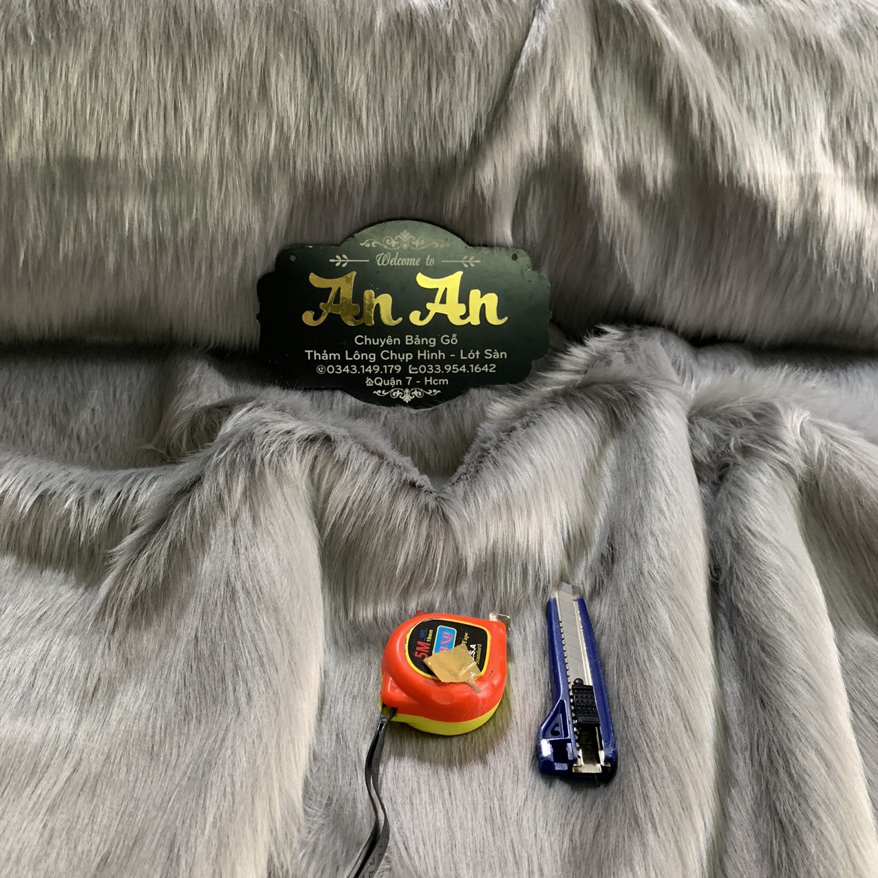 Thảm Lông Chụp Hình Sản Phẩm - Thảm Lông Chụp Nails , Phun Xăm - Thảm Màu Xám Lông Dài