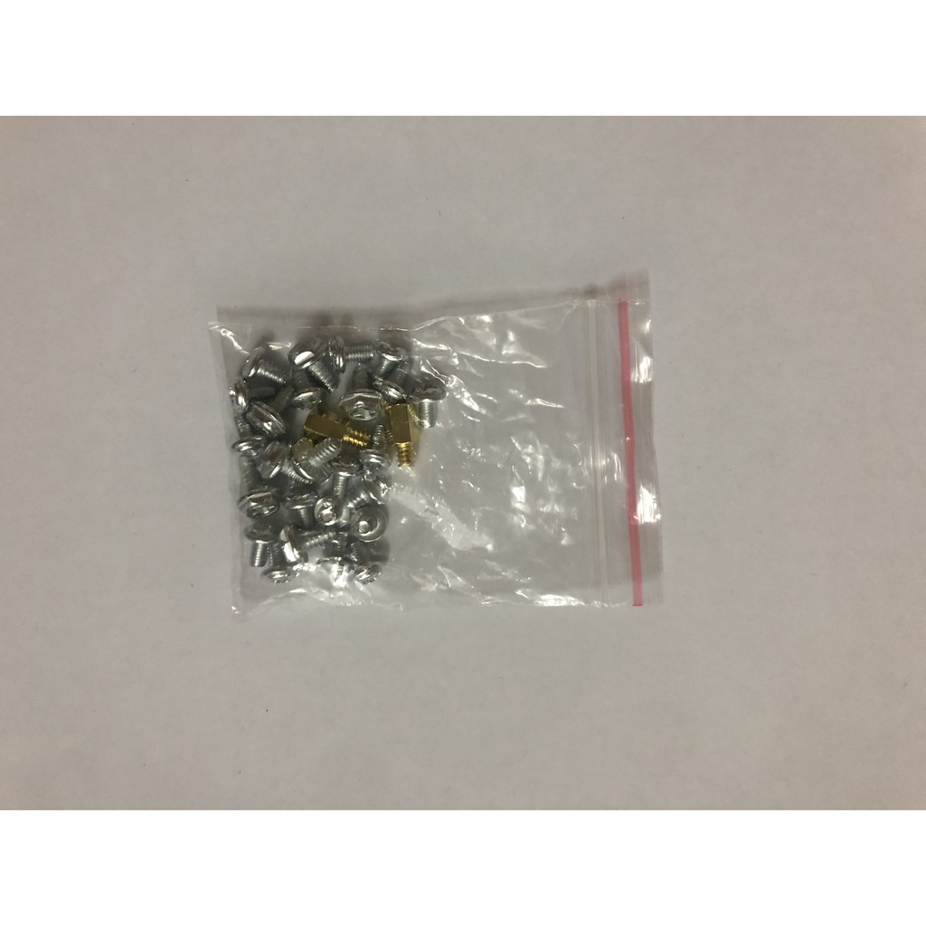 Ốc bắt main lắp case đầy đủ