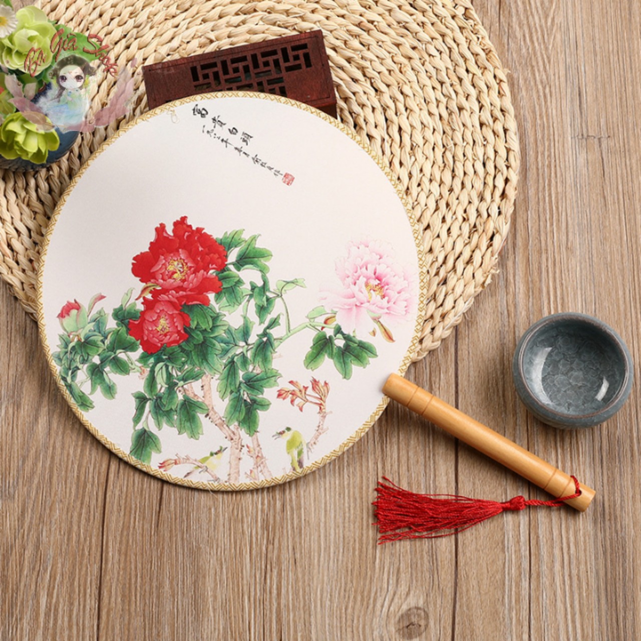 Quạt tròn cổ trang (nhiều mẫu)