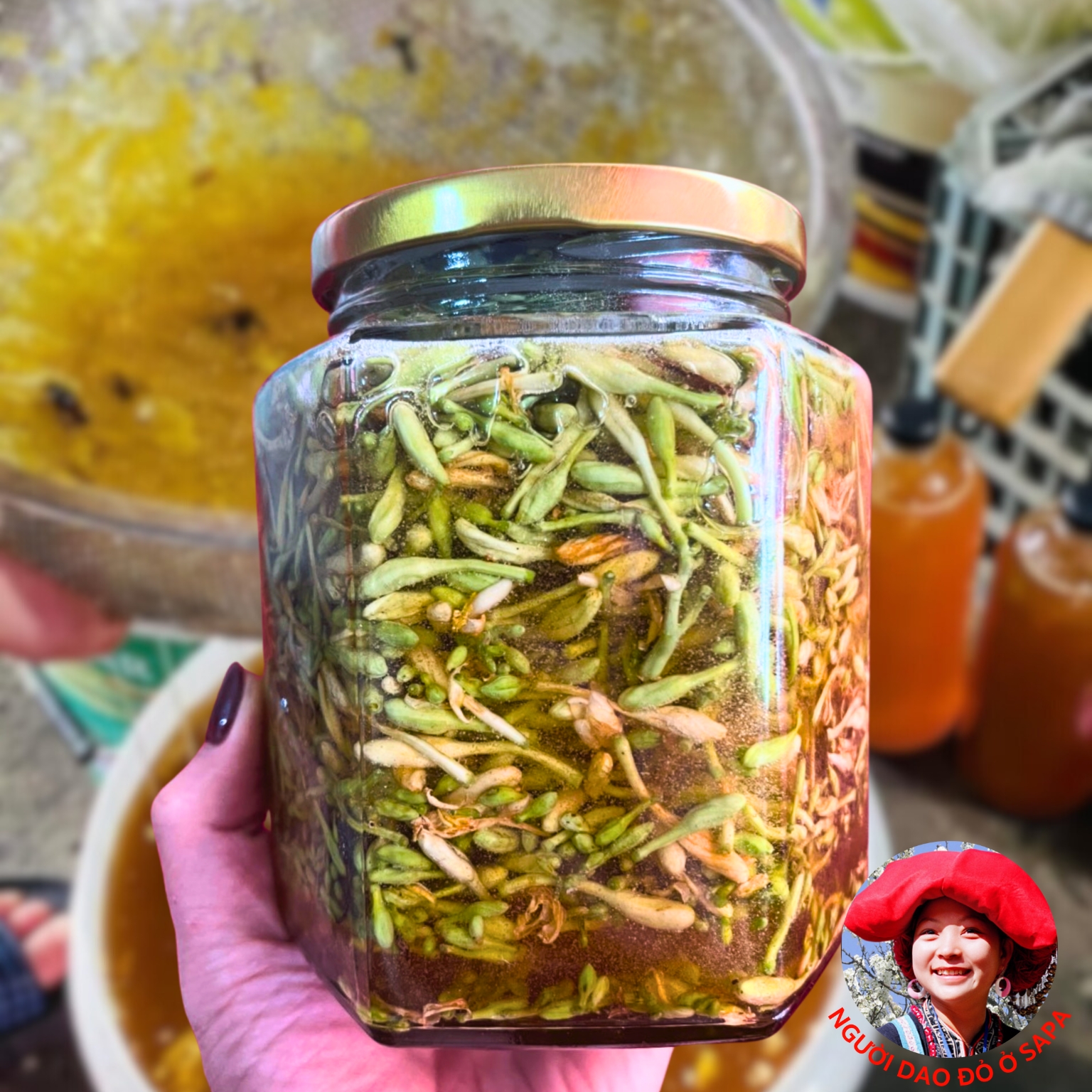 Hoa đu đủ đực tươi ngâm mật ong rừng nguyên chất - Hũ thủy tinh 750ml