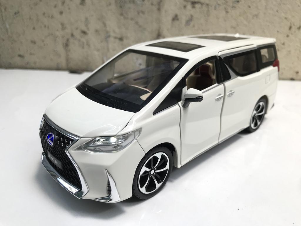 [HCM]ĐỒ CHƠI xe Mô hình LEXUS LM300h 2020 1:24