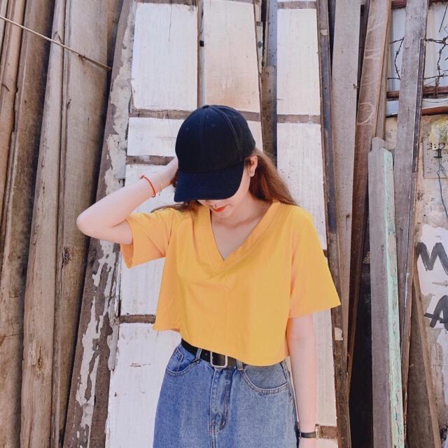 Áo croptop form rộng cổ tim - SIKY - ACRT02
