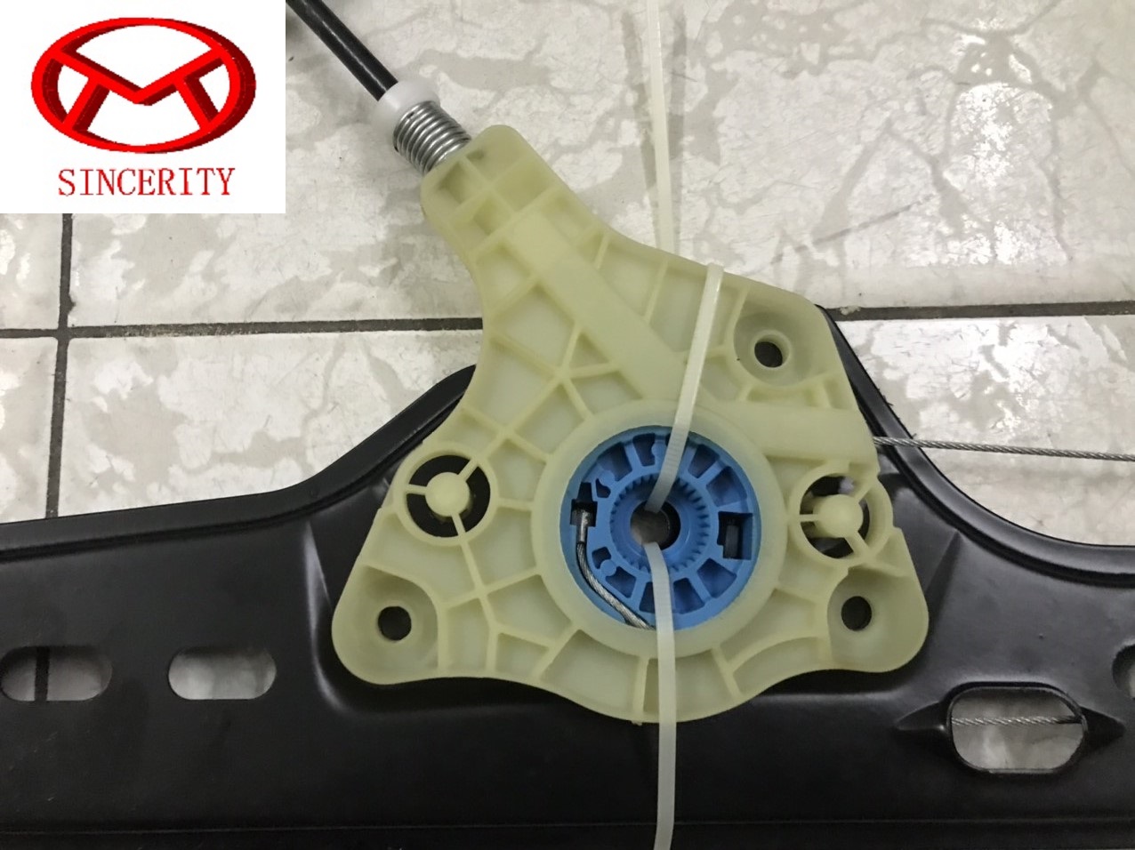 Compa lên xuống kính BMW E90 2005-12