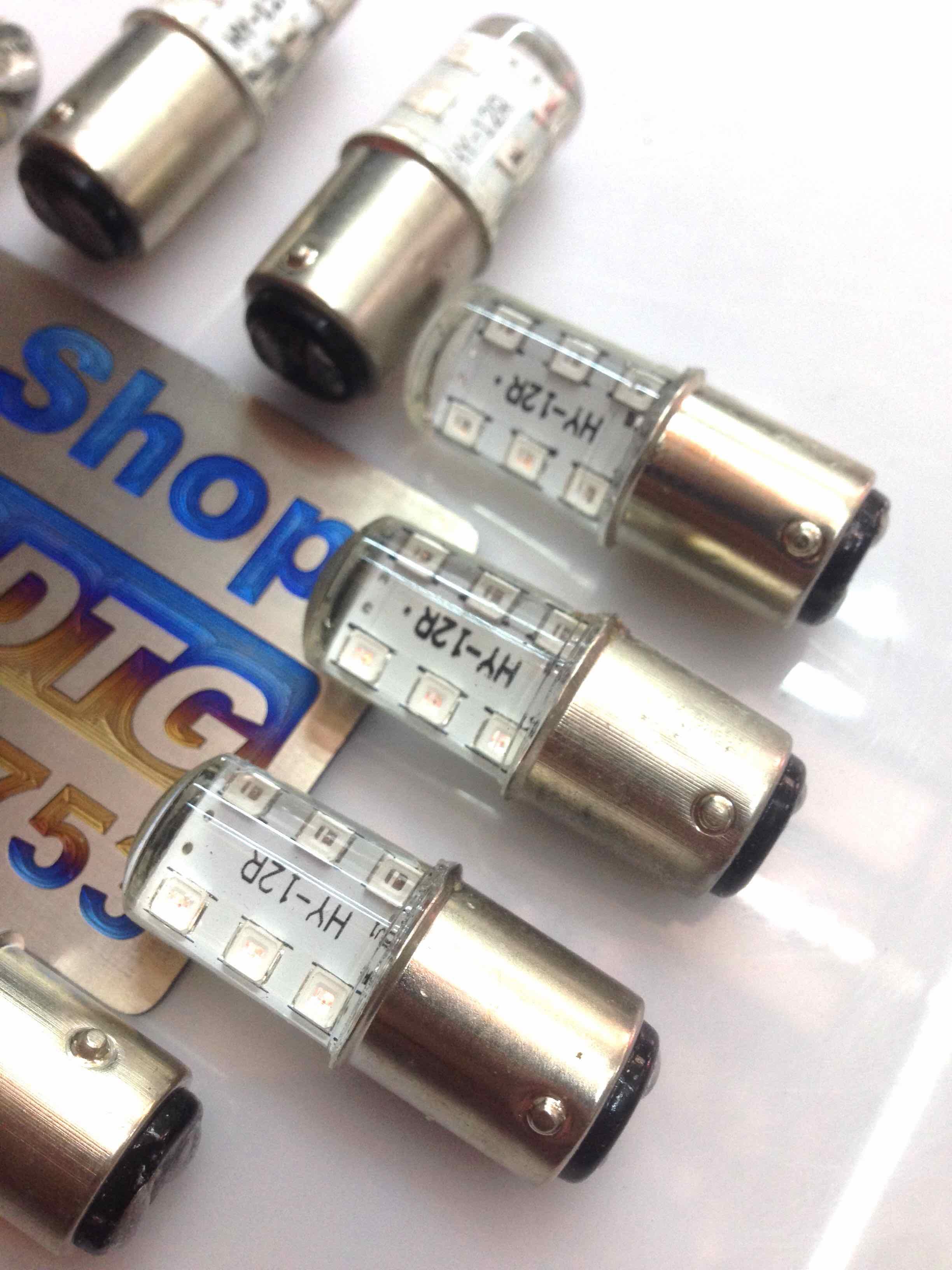 F1 Tail Light Bulb Flashes