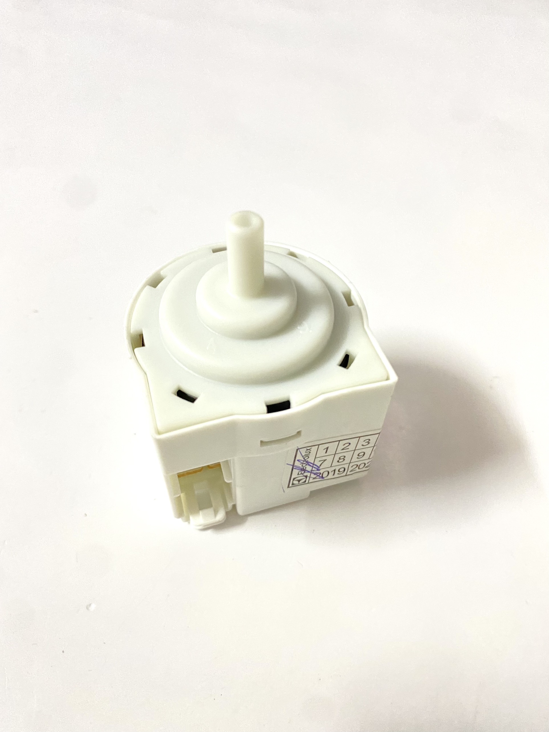 Phao áp lực nước máy giặt Electrolux (hàng hãng)