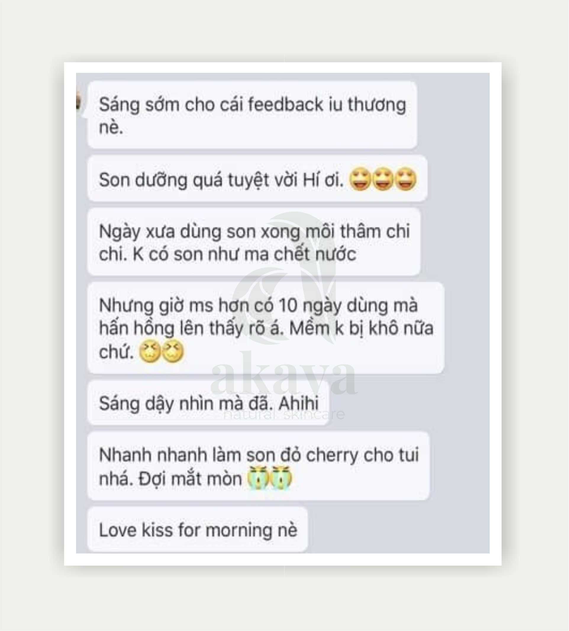SON GẤC DƯỠNG MÔI AKAYA