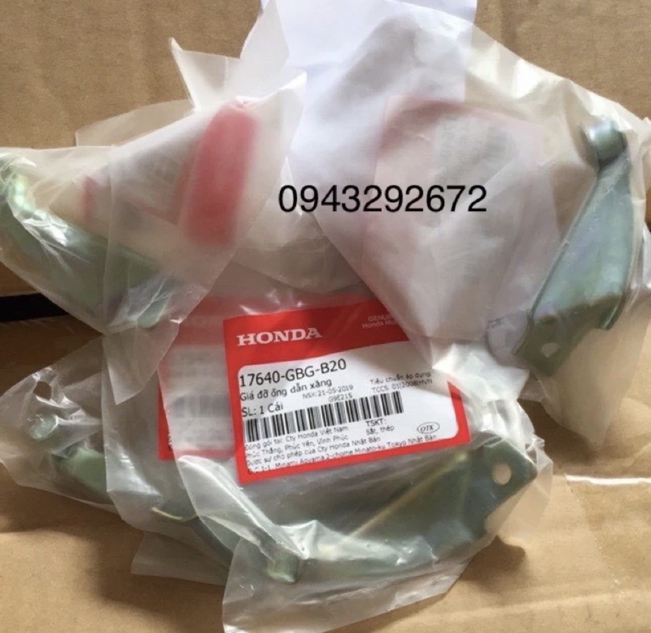 Gía đỡ dây xăng wave/dream Honda (17640GBGB20)