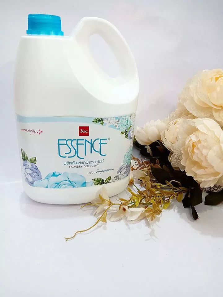 [HCM]NƯỚC GIẶT XẢ ĐẬM ĐẶC ESSENCE 3000ML [MÀU XANH ]