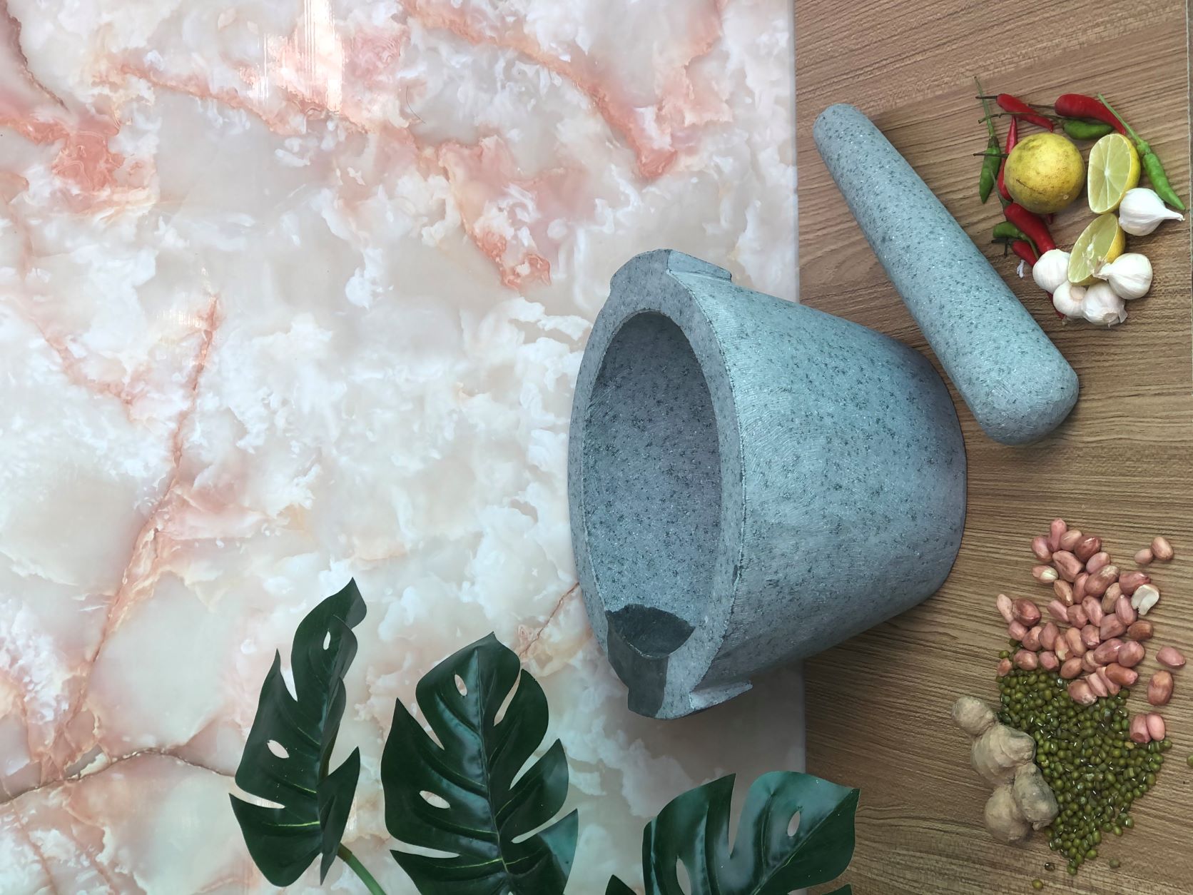 bộ sản phẩm cối đá + chày đá đường kính 22cm