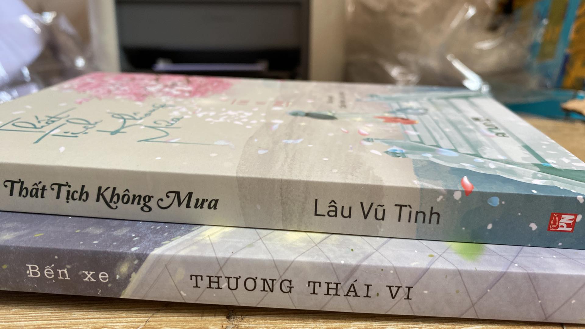 Sách - Combo Bến Xe - Thất Tịch Không Mưa