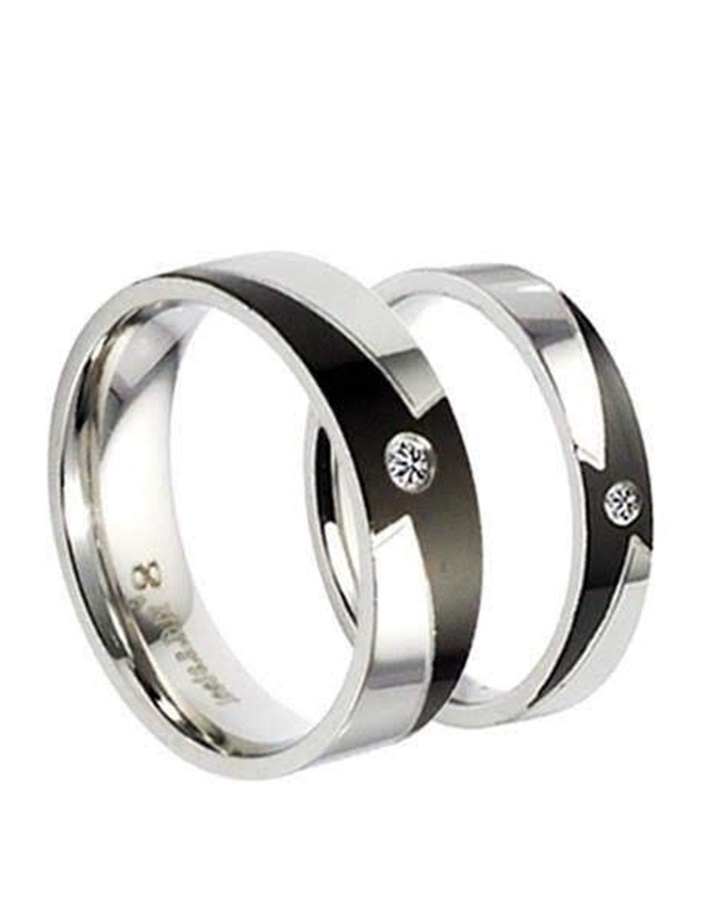 Nhẫn đôi inox titan khắc tên NC09