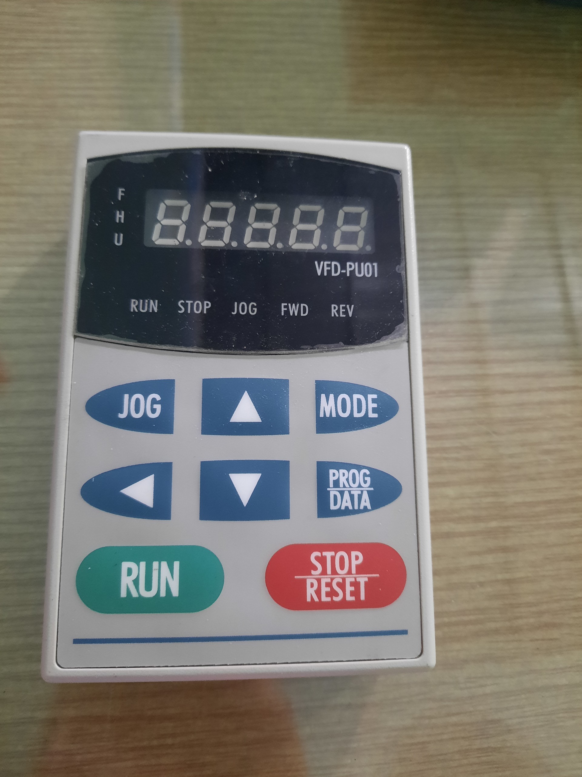 Màn Hình Biến Tần Delta B VFD-PU01