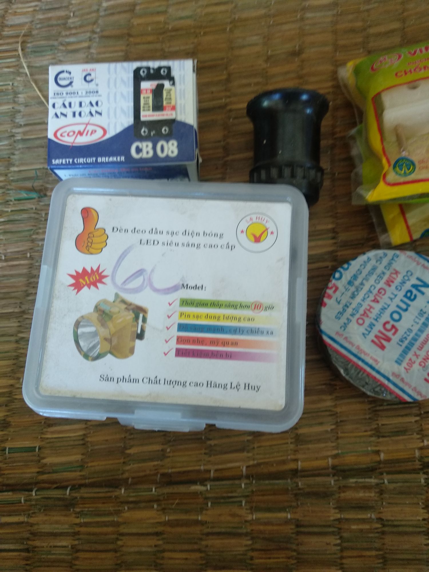 Đèn đội đầu LED A1; Đèn pin đội đầu