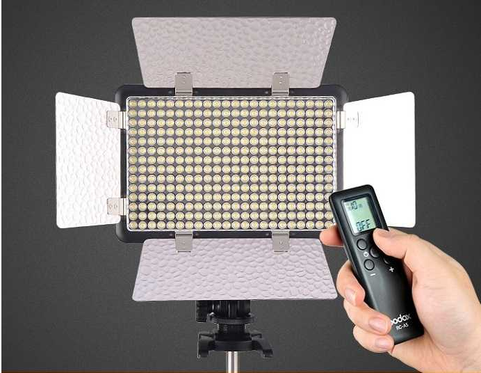 Đèn led video godox led308ii