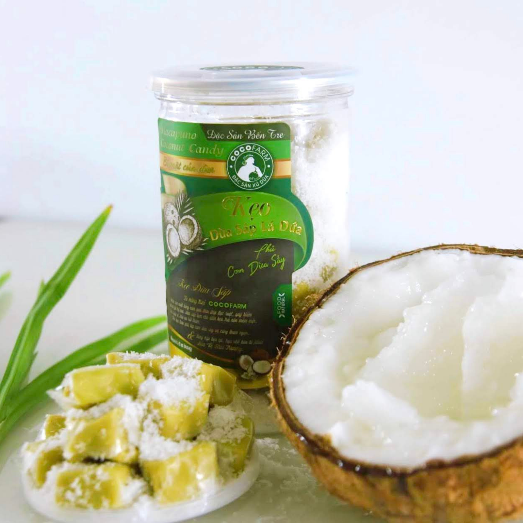 Kẹo Dừa Sáp Lắc Phủ Cơm Dừa Sấy 5 vị 400g Cocofarm