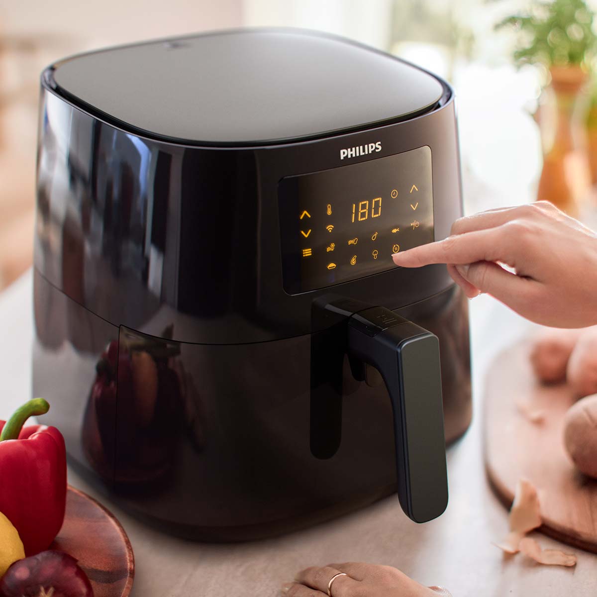 Nồi Chiên Không Dầu Xl 6.2L Philips HD9280/90 Có Kết Nối Wifi - Công Suất 2000W - Công Nghệ Rapidair - Màn Hình Điện Tử - Hàng Phân Phối Chính Hãng