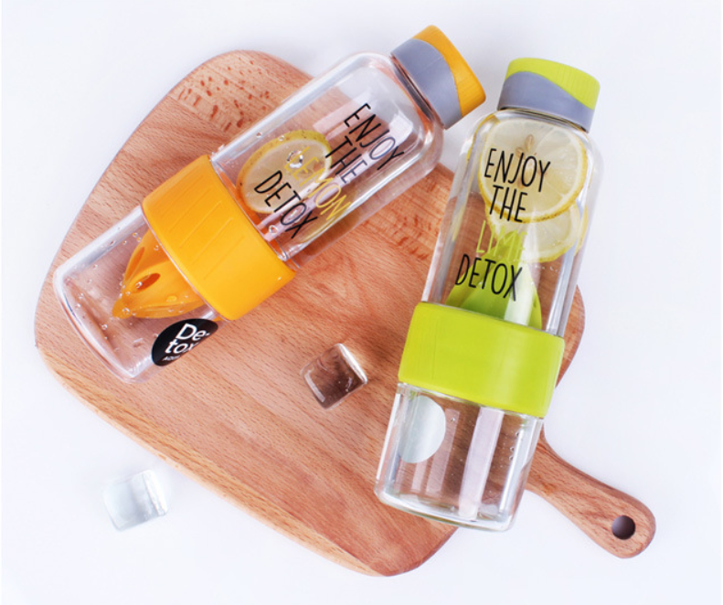 Bình Nước Detox Nhựa Tritan Lock&Lock 570ml ABF659