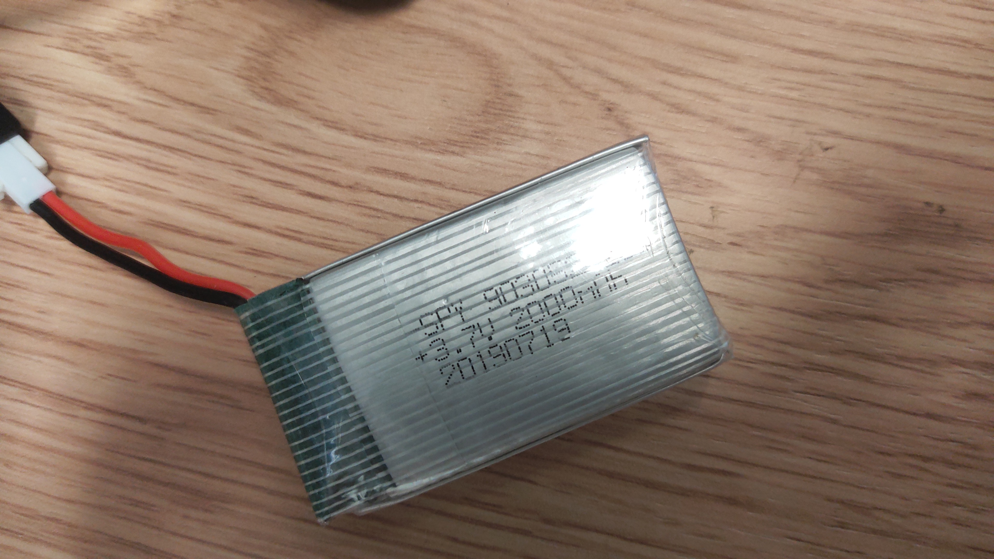 PIN Flycam 3.7V 2000mAh