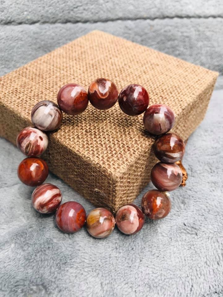 [HCM]VÒNG TAY GỖ HÓA THẠCH NÂU ĐỎ VIP 14ly