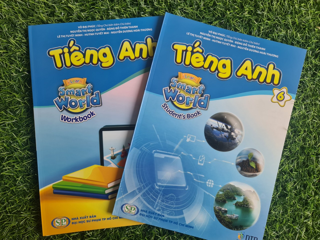 Sách tiếng anh i-learn smart world