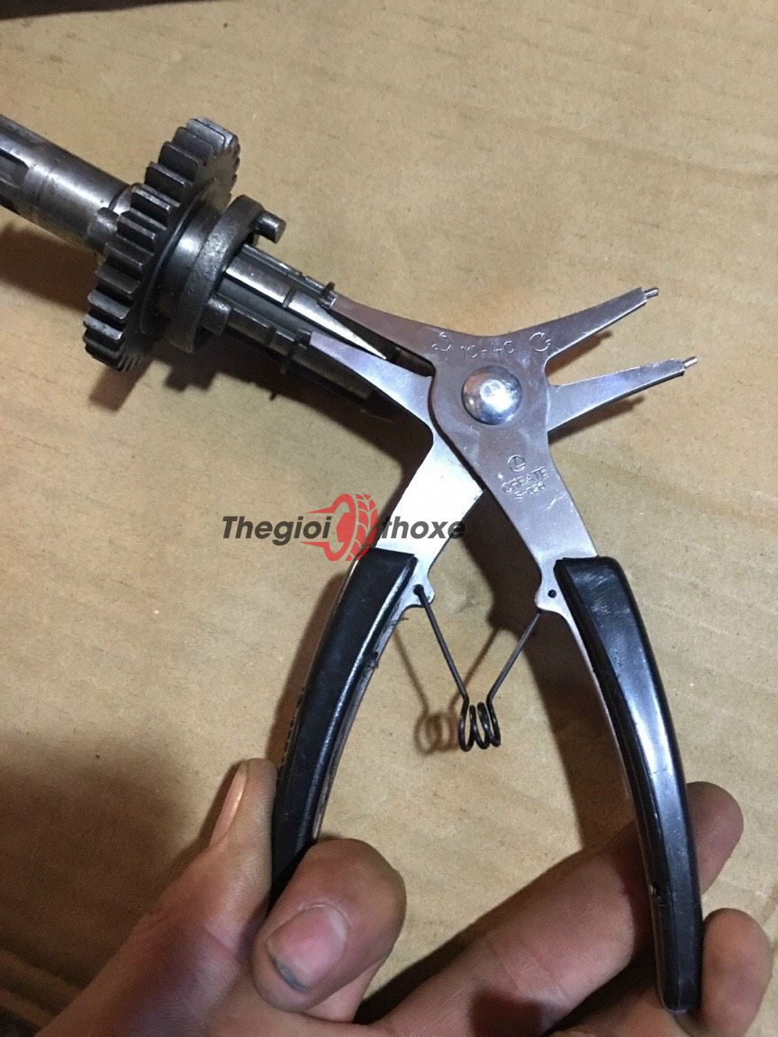 Kìm mở phe đa năng (phe ra + phe vào) | Thế Giới Thợ Xe