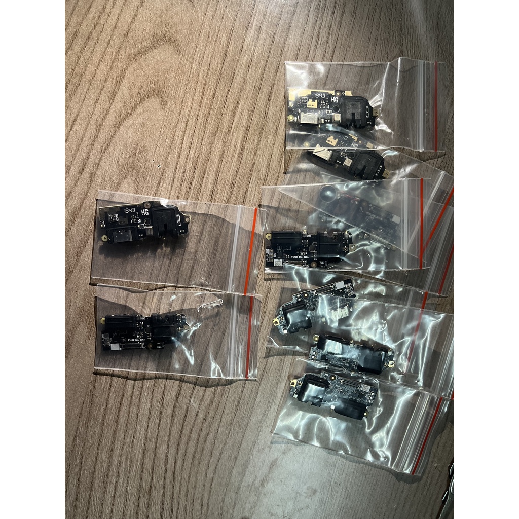 Bo sạc(bo mạch phụ,Sub)điện thoại Vsmart Active 1+/Joy4/LIVE4/JOY3/ACTIVE3/STAR/STAR4/ARIS/ARISPRO