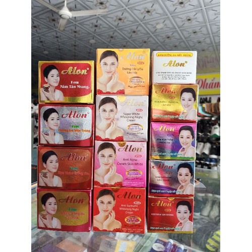 Kem Mụn Thâm Trắng Da Alon 15G - Kmalon