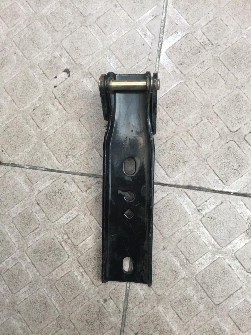 Trượt cửa lùa giữa Suzuki Carry / Damas