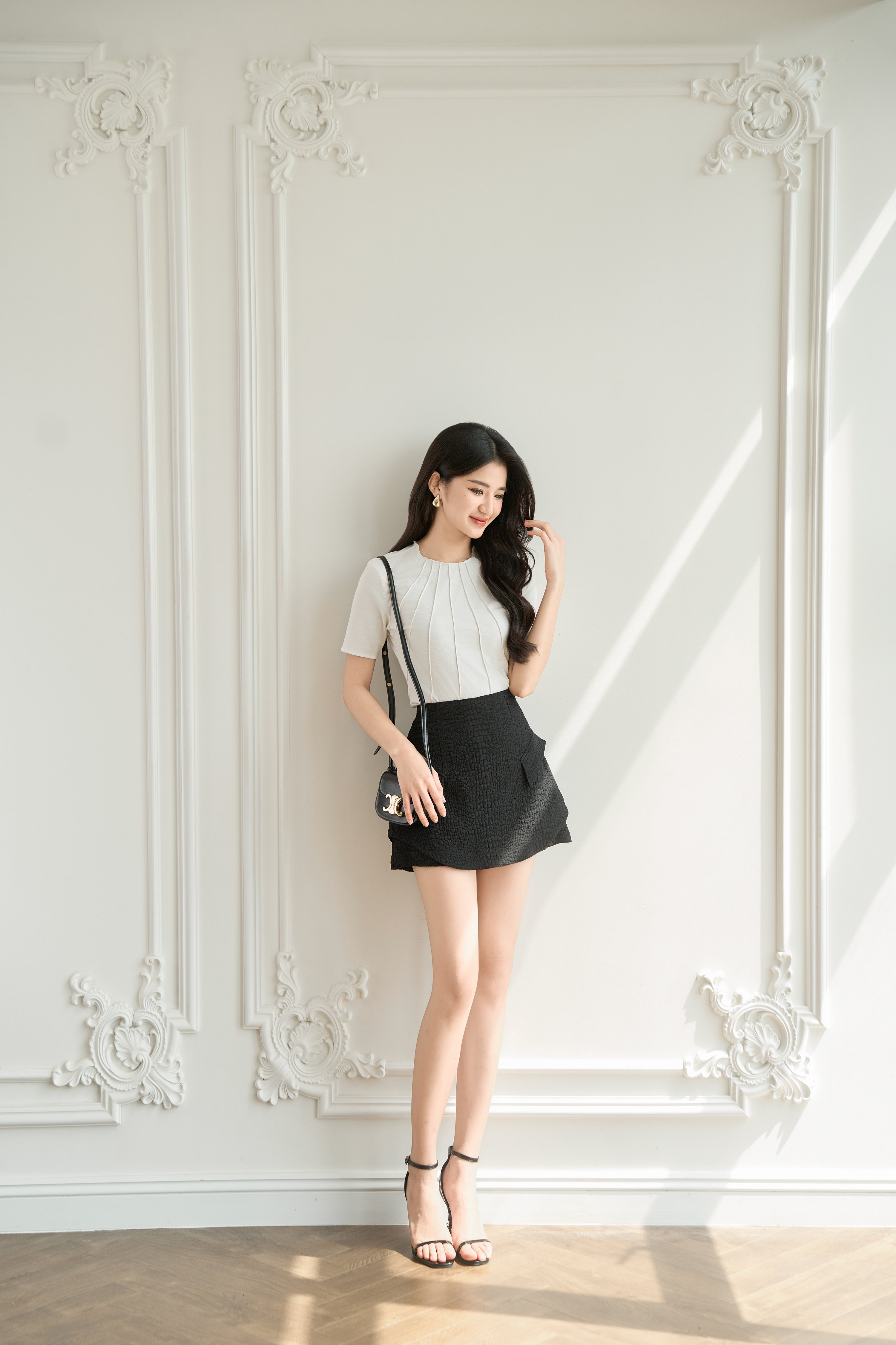 Voucher siêu sale 15% OLV - Chân váy Dymia Skirt