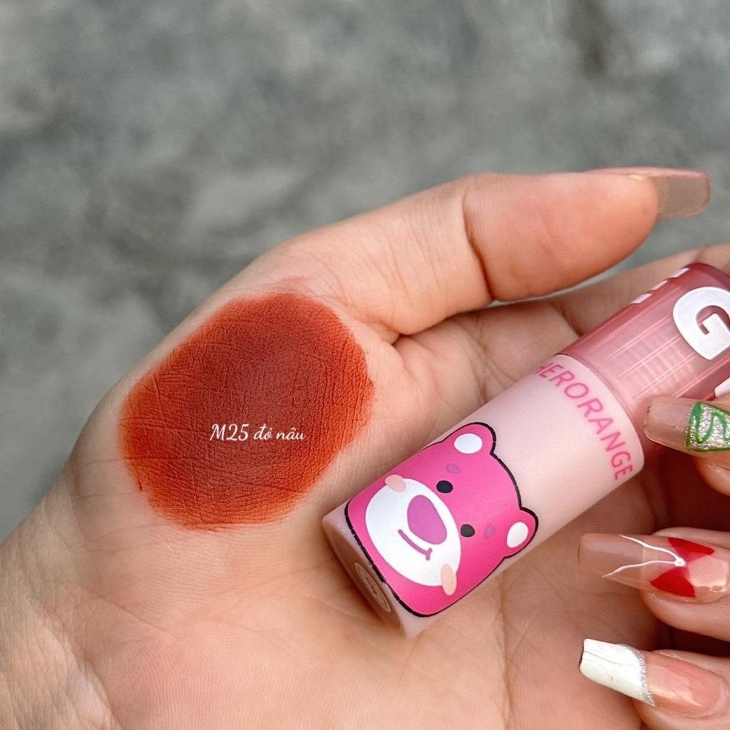 SON GẤU DÂU MÀU HỒNG, CHẤT SON MỊN