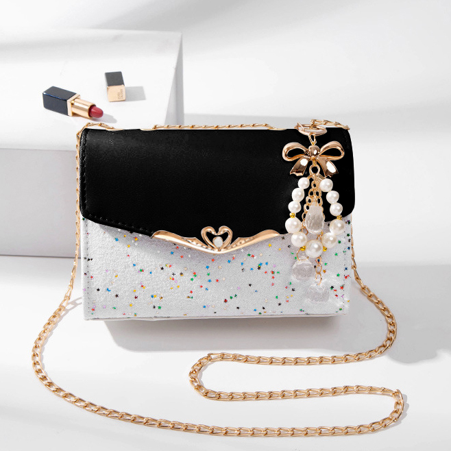 [HCM]Túi Đeo Chéo Khóa Ngỗng T04 - 4 Màu Lựa Chon