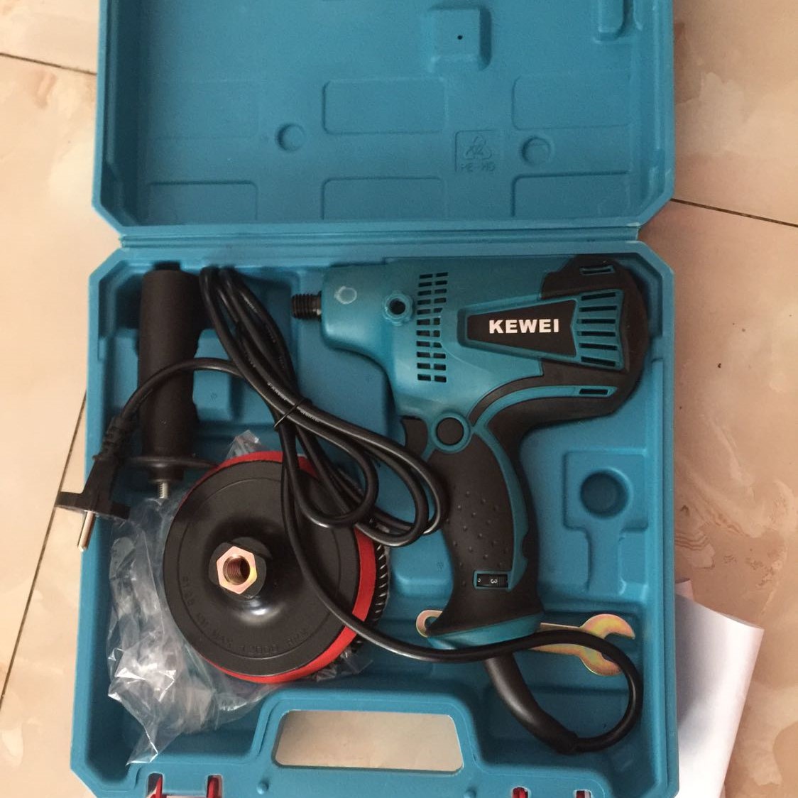Máy đánh bóng Makita GV6010